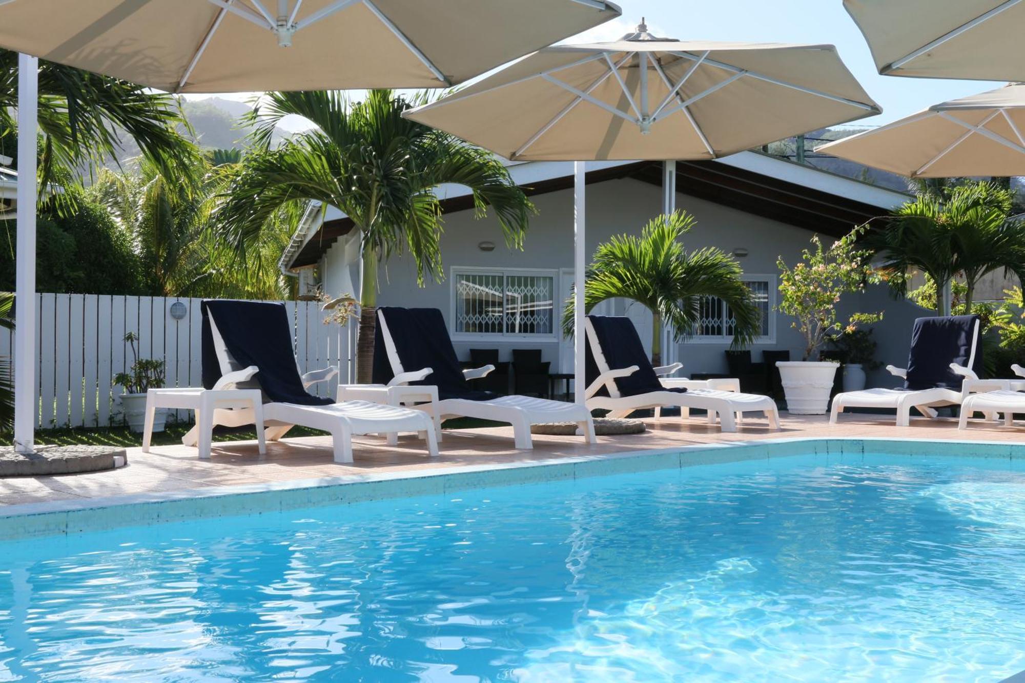 Hotel La Roussette Anse aux Pins Kültér fotó